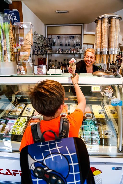 Pension Cafe Maier Golling an der Salzach Eksteriør bilde